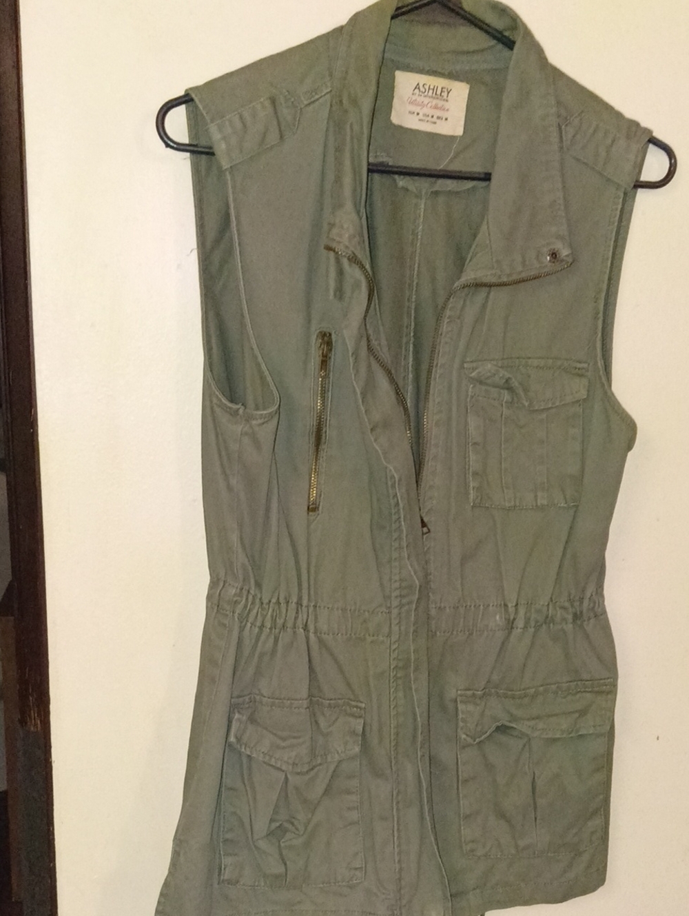 Ashley By 26 International Olive Green Sleeveless Utility Vest Size Medium